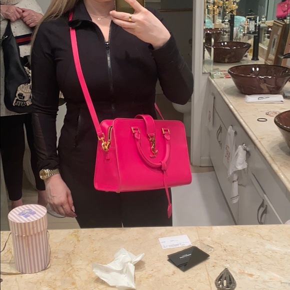 Barely worn YSL fuschia pink - Picture 5 of 5